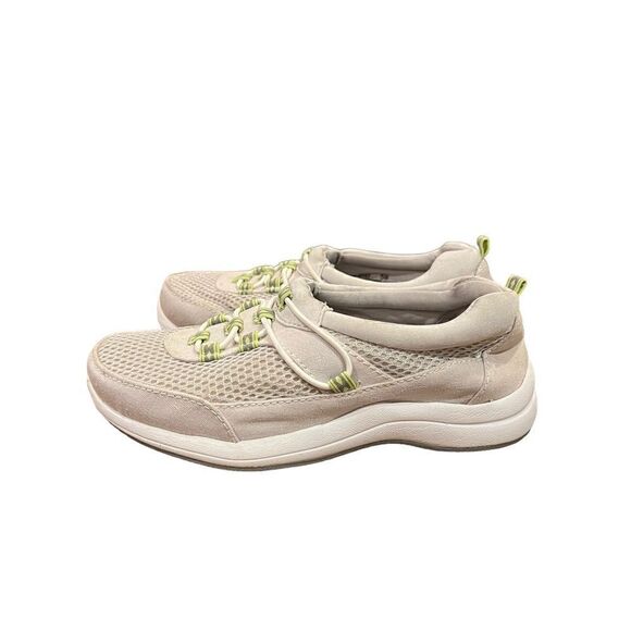 3 for $30! Easy street sport light grey slip on shoes - Picture 7 of 9